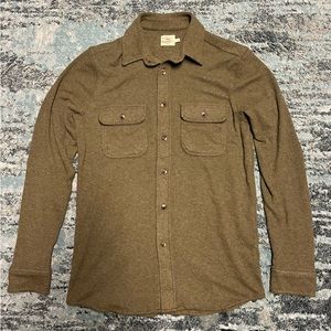 Faherty Legend Sweater Shirt Mens XS Green Twill Button Soft Quality Olive